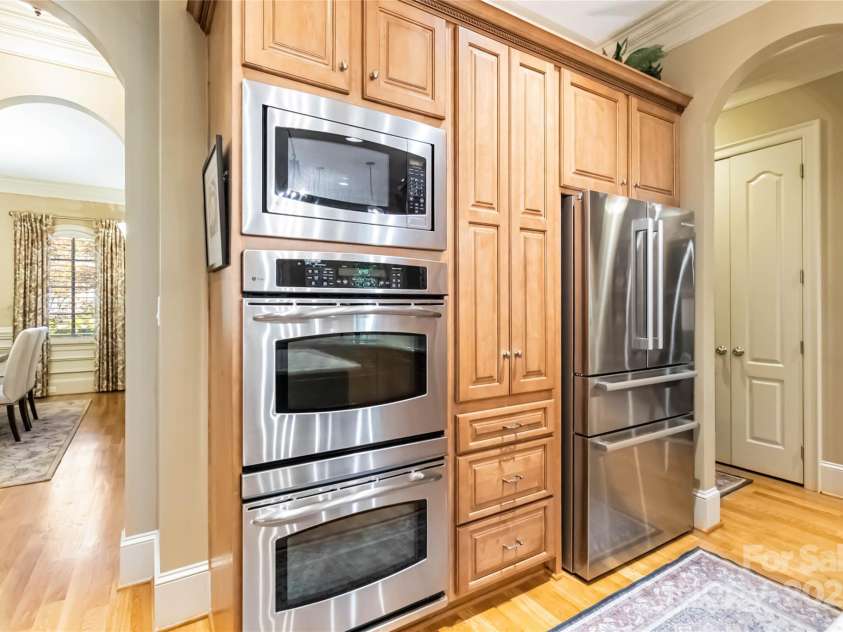 9200 Kingsmead Lane, Waxhaw, NC 28173.  MLS# CAR4247778, YatesRealty ID 7033. 