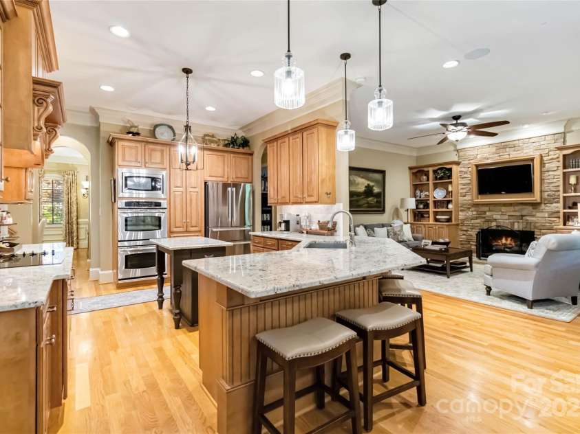 9200 Kingsmead Lane, Waxhaw, NC 28173.  MLS# CAR4247778, YatesRealty ID 7033. 