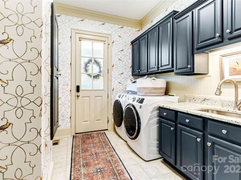 9200 Kingsmead Lane, Waxhaw, NC 28173.  MLS# CAR4247778, YatesRealty ID 7033. 