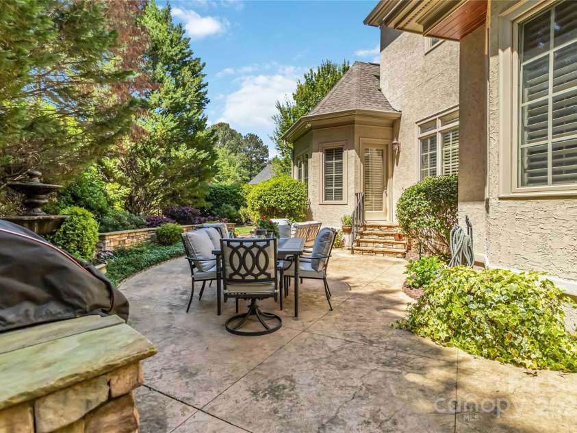 9200 Kingsmead Lane, Waxhaw, NC 28173.  MLS# CAR4247778, YatesRealty ID 7033. 