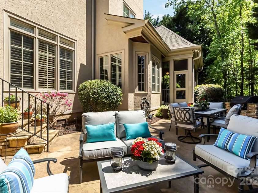 9200 Kingsmead Lane, Waxhaw, NC 28173.  MLS# CAR4247778, YatesRealty ID 7033. 