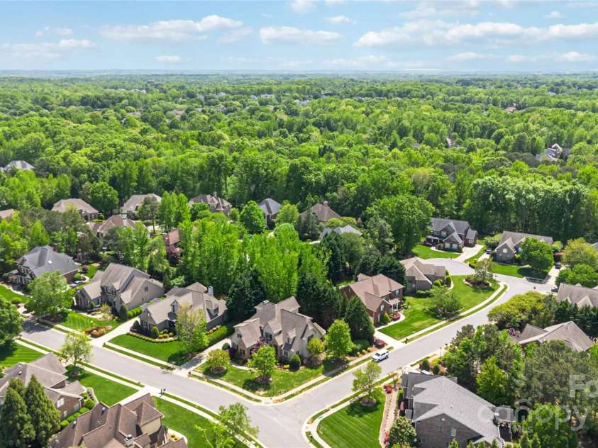 9200 Kingsmead Lane, Waxhaw, NC 28173.  MLS# CAR4247778, YatesRealty ID 7033. 