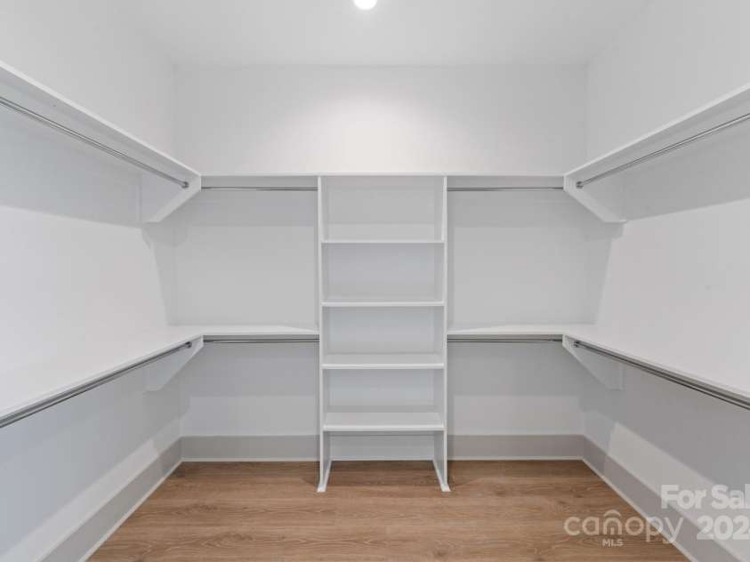1529 Beckwith Place, Charlotte, NC 28205.  MLS# CAR4155227, YatesRealty ID 7036. Closet
