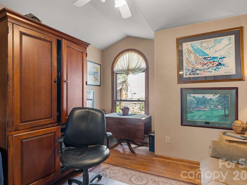306 Sequoyah Lane, Brevard, NC 28712.  MLS# CAR4355647, YatesRealty ID 7036. 