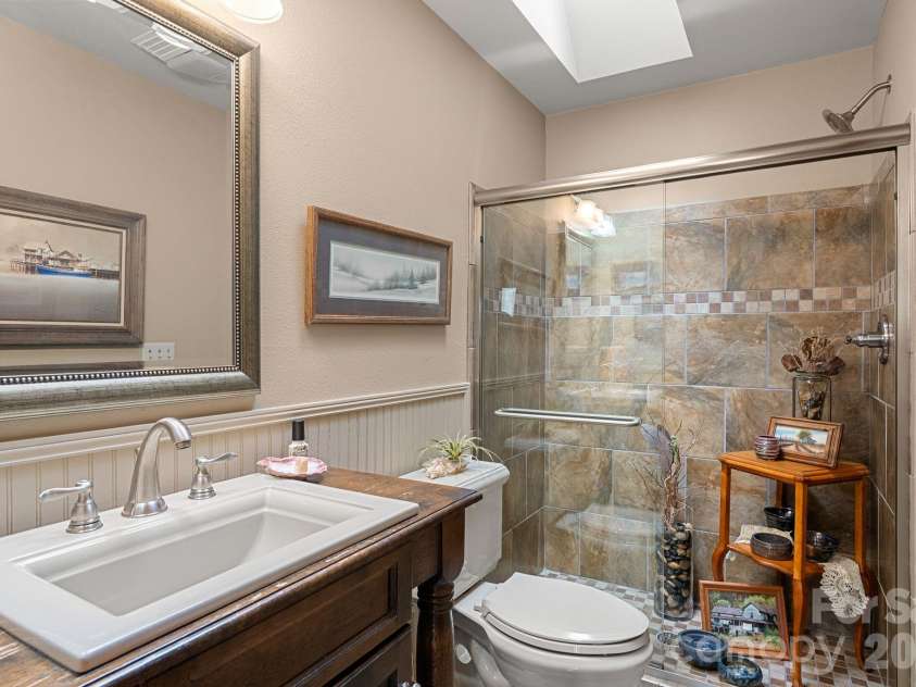 306 Sequoyah Lane, Brevard, NC 28712.  MLS# CAR4355647, YatesRealty ID 7036. 