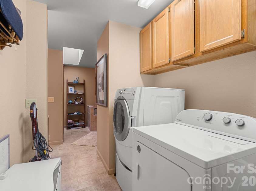 306 Sequoyah Lane, Brevard, NC 28712.  MLS# CAR4355647, YatesRealty ID 7036. 