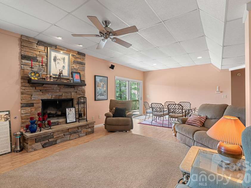 306 Sequoyah Lane, Brevard, NC 28712.  MLS# CAR4355647, YatesRealty ID 7036. 