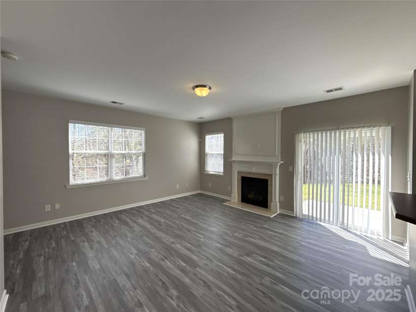 5011 Abercromby Street, Charlotte, NC 28213.  MLS# CAR4235648, YatesRealty ID 7037. 