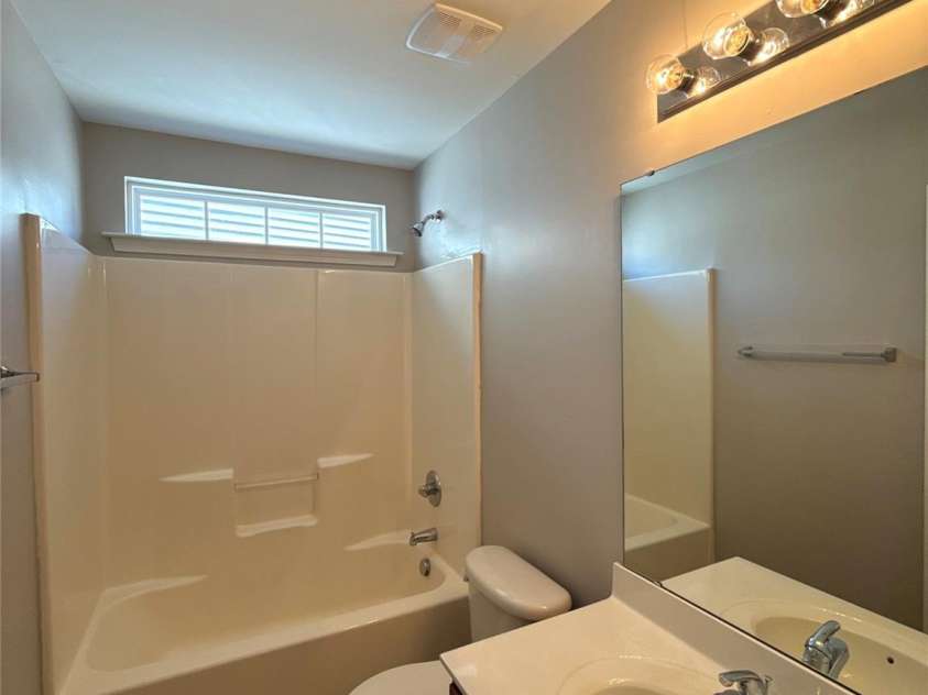 5011 Abercromby Street, Charlotte, NC 28213.  MLS# CAR4235648, YatesRealty ID 7037. 