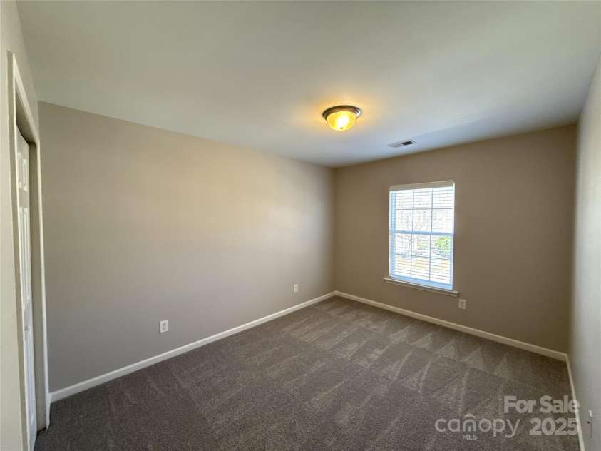 5011 Abercromby Street, Charlotte, NC 28213.  MLS# CAR4235648, YatesRealty ID 7037. 