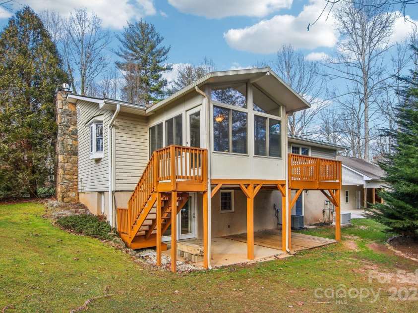 273 Quail Ridge Road, Mills River, NC 28759.  MLS# CAR4210864, YatesRealty ID 7038. 