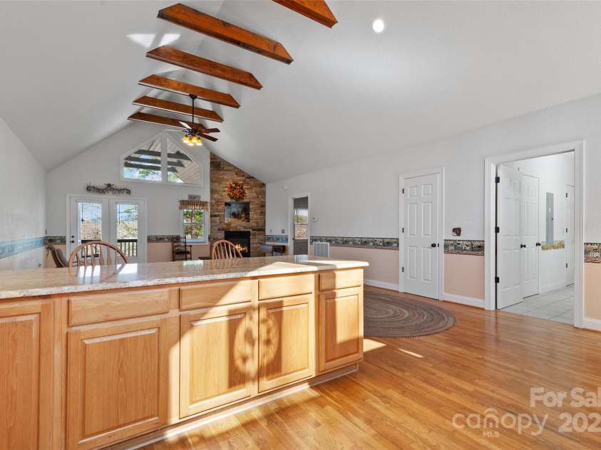 22 Critter Trail, Clyde, NC 28721.  MLS# CAR4242680, YatesRealty ID 7039. 