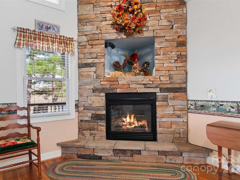 22 Critter Trail, Clyde, NC 28721.  MLS# CAR4242680, YatesRealty ID 7039. 