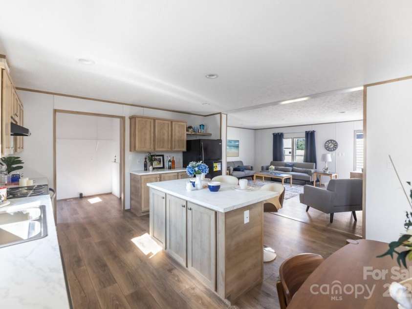 210 Sailwinds Road, Mooresville, NC 28115.  MLS# CAR4200289, YatesRealty ID 704. 
