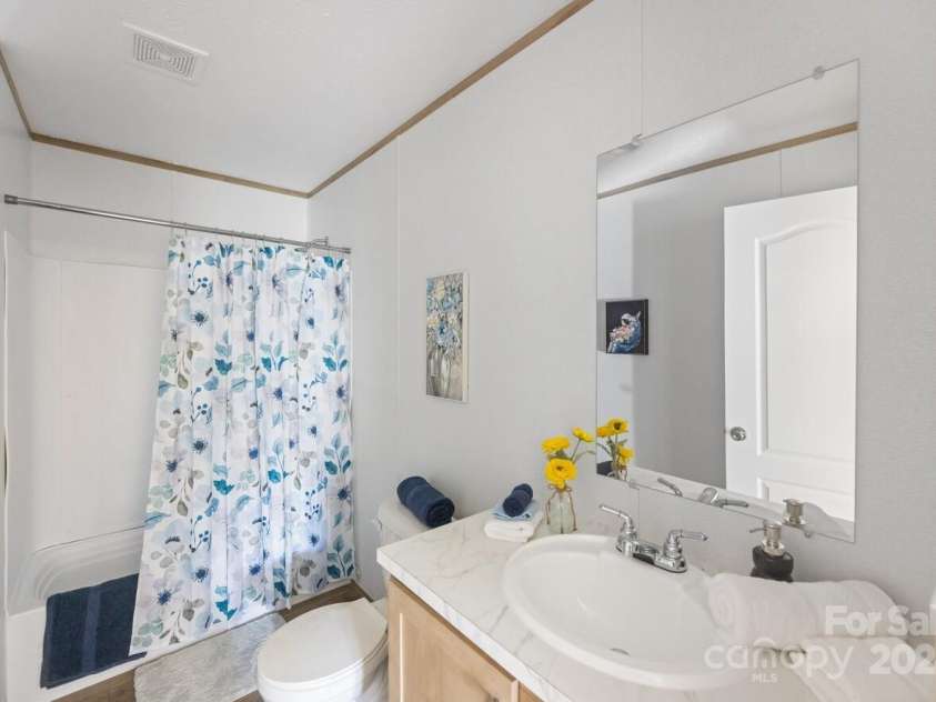 210 Sailwinds Road, Mooresville, NC 28115.  MLS# CAR4200289, YatesRealty ID 704. 