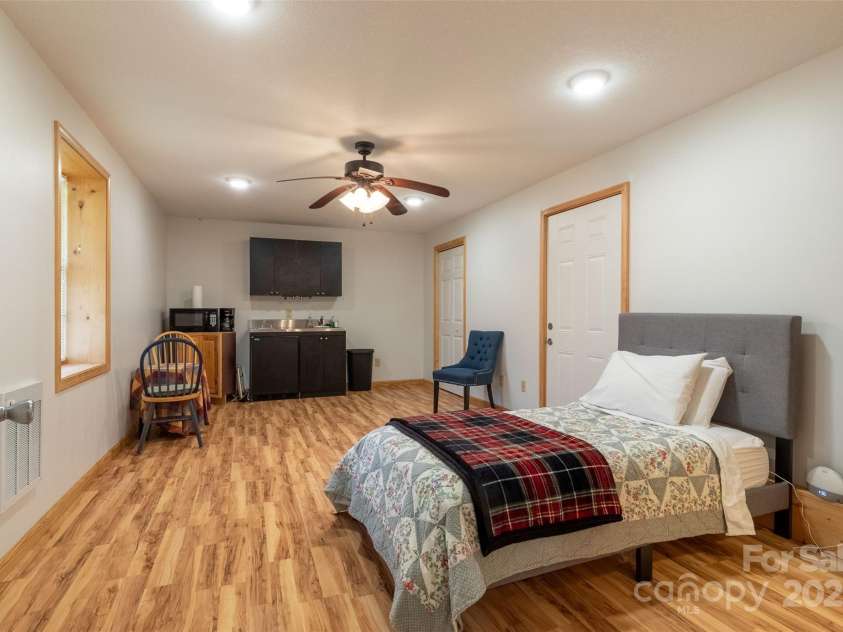 980 South River Road, Sylva, NC 28779.  MLS# CAR4256490, YatesRealty ID 704. 