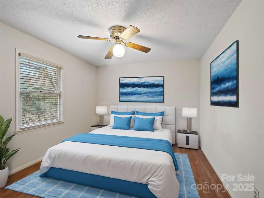 3915 11th Street, Hickory, NC 28601.  MLS# CAR4208117, YatesRealty ID 7041. 