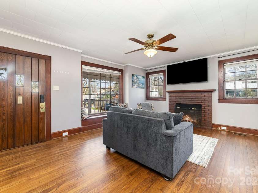 201 Wiley Avenue, York, SC 29745.  MLS# CAR4230792, YatesRealty ID 7042. 