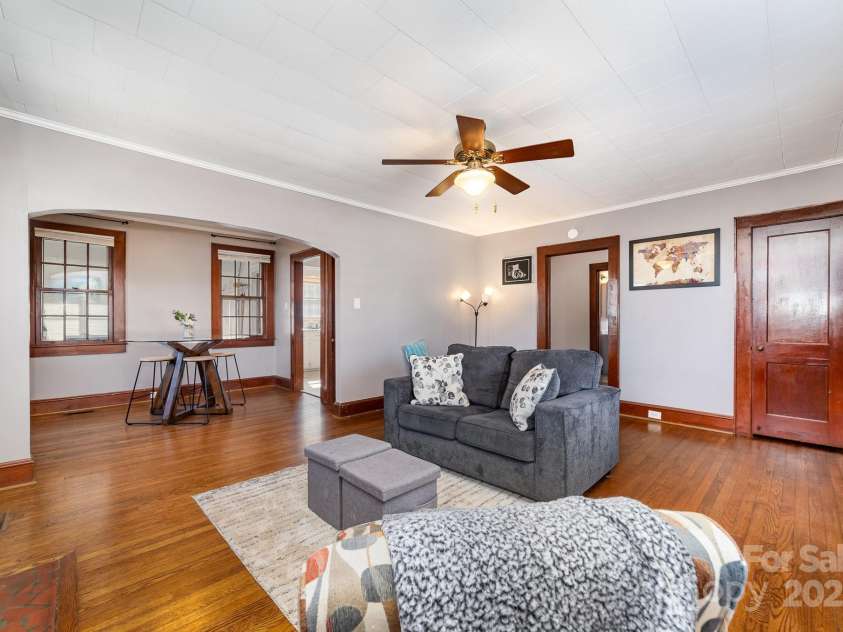 201 Wiley Avenue, York, SC 29745.  MLS# CAR4230792, YatesRealty ID 7042. 