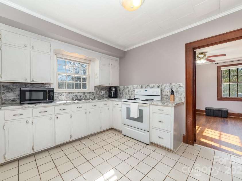 201 Wiley Avenue, York, SC 29745.  MLS# CAR4230792, YatesRealty ID 7042. 