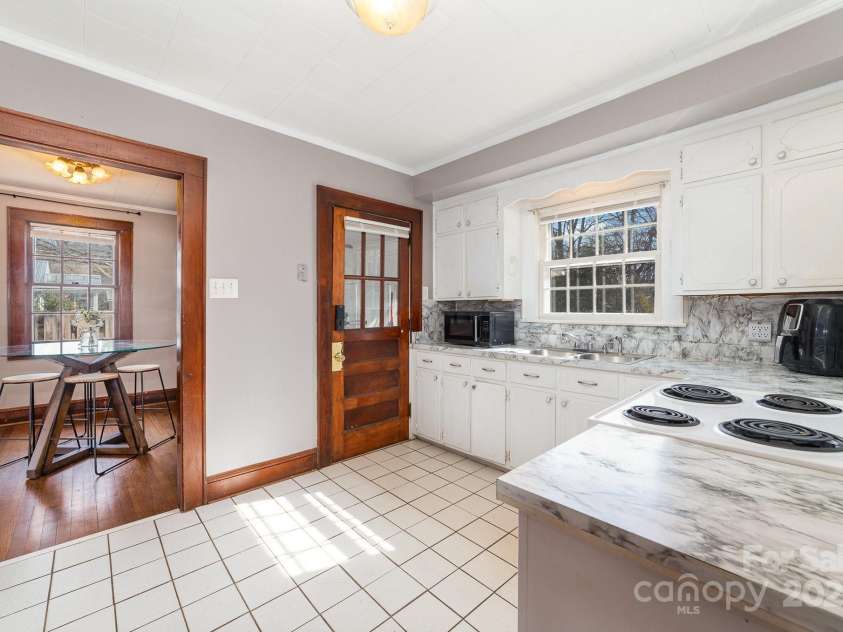 201 Wiley Avenue, York, SC 29745.  MLS# CAR4230792, YatesRealty ID 7042. 