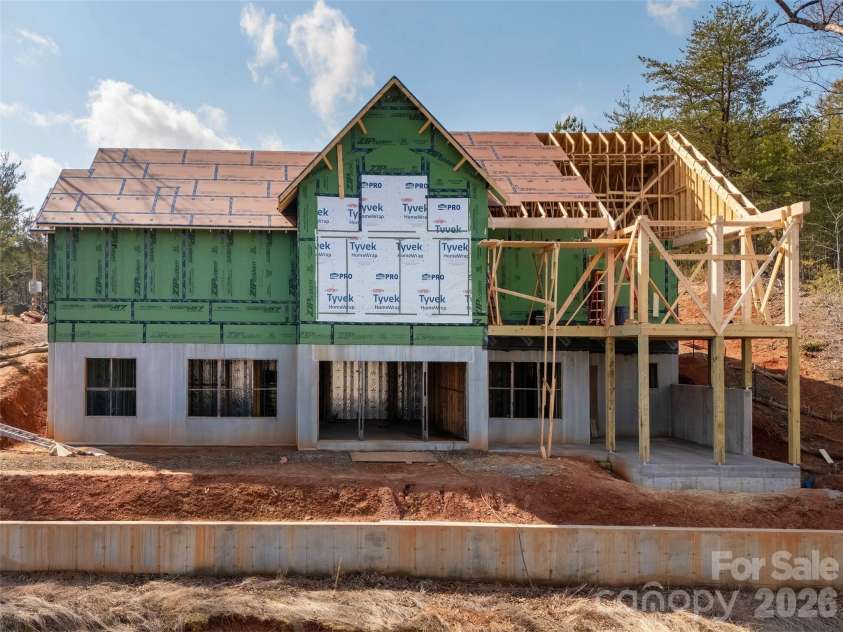 2015 Deep Gap Farm Road, Mill Spring, NC 28756.  MLS# CAR4176264, YatesRealty ID 7042. 