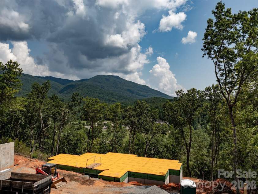 2015 Deep Gap Farm Road, Mill Spring, NC 28756.  MLS# CAR4176264, YatesRealty ID 7042. 