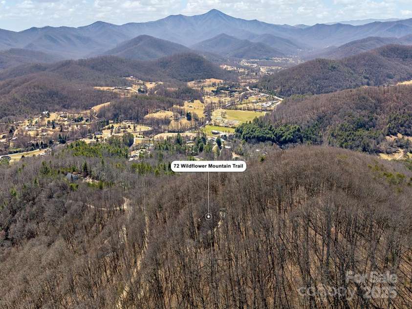72 Wildflower Mountain Trail, Candler, NC 28715.  MLS# CAR4216852, YatesRealty ID 7043. Ideal location - private mountain dream property