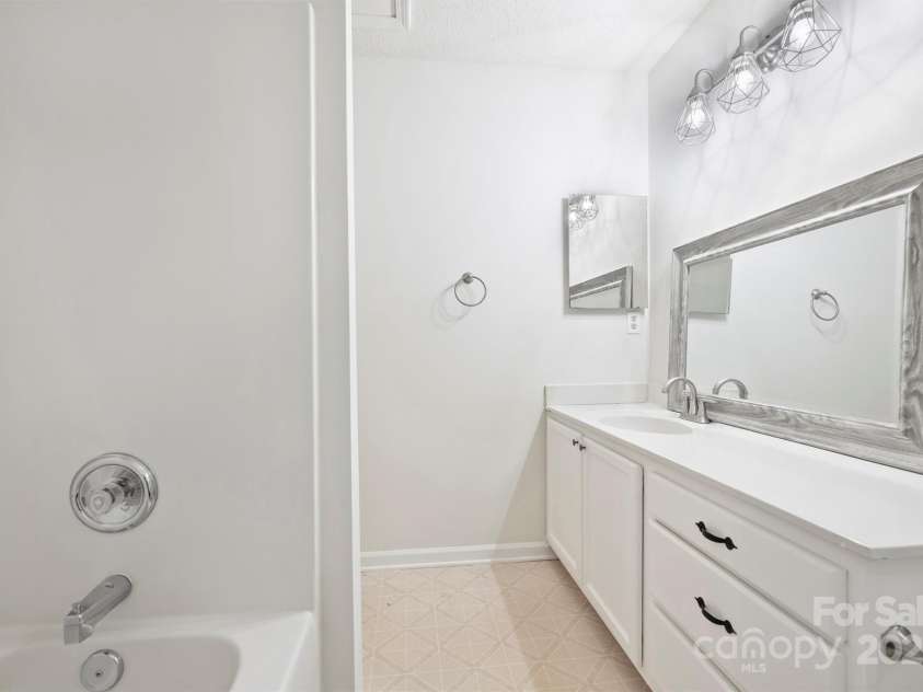 14922 Deshler Court, Charlotte, NC 28273.  MLS# CAR4203207, YatesRealty ID 7044. 