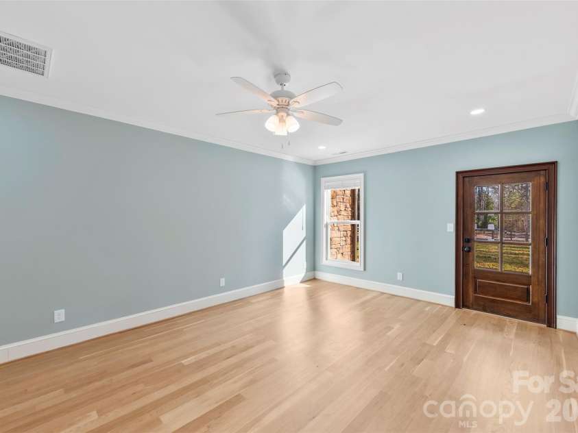 516 Lands End Trail, Belmont, NC 28012.  MLS# CAR4331993, YatesRealty ID 7045. 