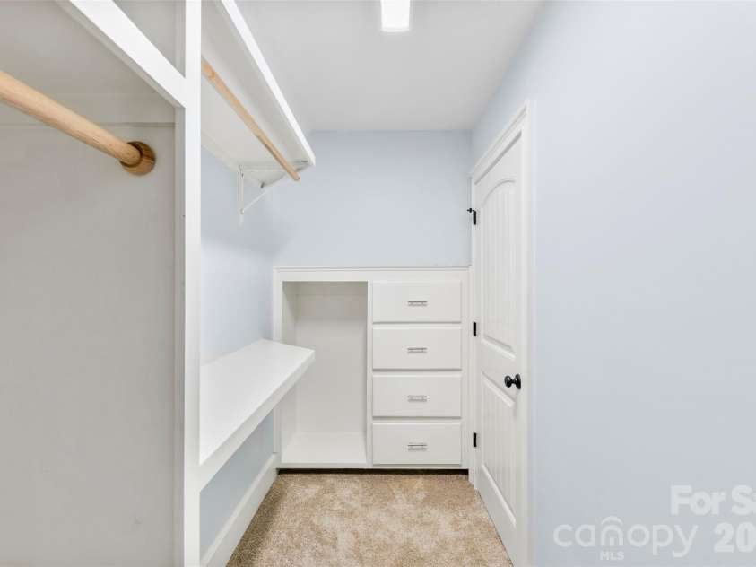 516 Lands End Trail, Belmont, NC 28012.  MLS# CAR4331993, YatesRealty ID 7045. 
