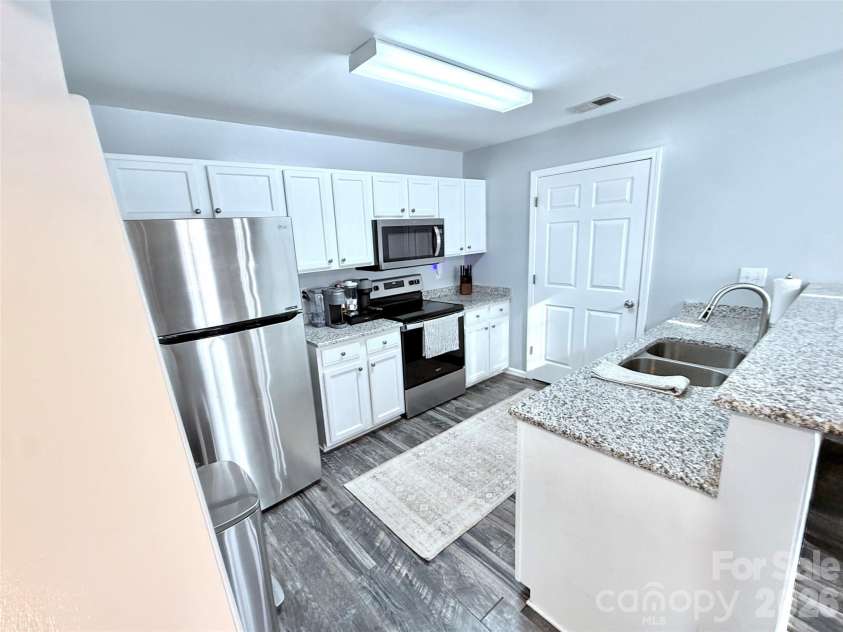 7479 Bluff Point Lane, Denver, NC 28037.  MLS# CAR4334753, YatesRealty ID 7047. 