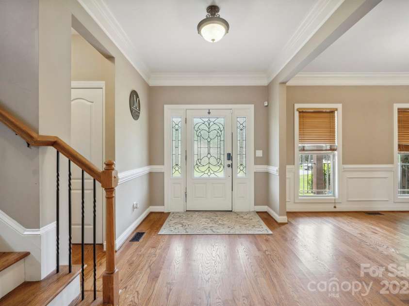 8137 Caliterra Drive, Charlotte, NC 28227.  MLS# CAR4270266, YatesRealty ID 7047. 