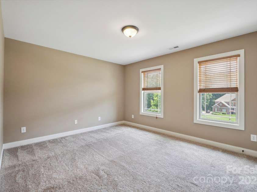 8137 Caliterra Drive, Charlotte, NC 28227.  MLS# CAR4270266, YatesRealty ID 7047. 