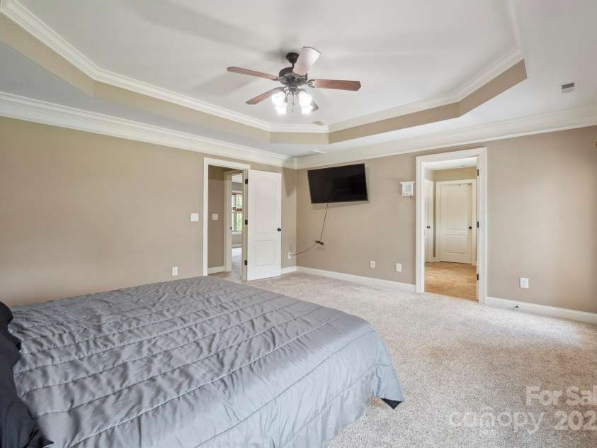 8137 Caliterra Drive, Charlotte, NC 28227.  MLS# CAR4270266, YatesRealty ID 7047. 