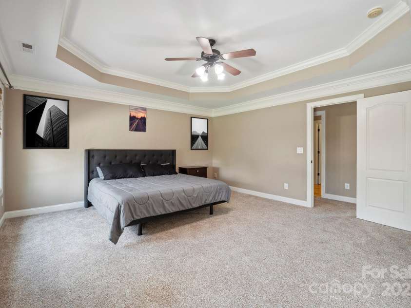 8137 Caliterra Drive, Charlotte, NC 28227.  MLS# CAR4270266, YatesRealty ID 7047. 