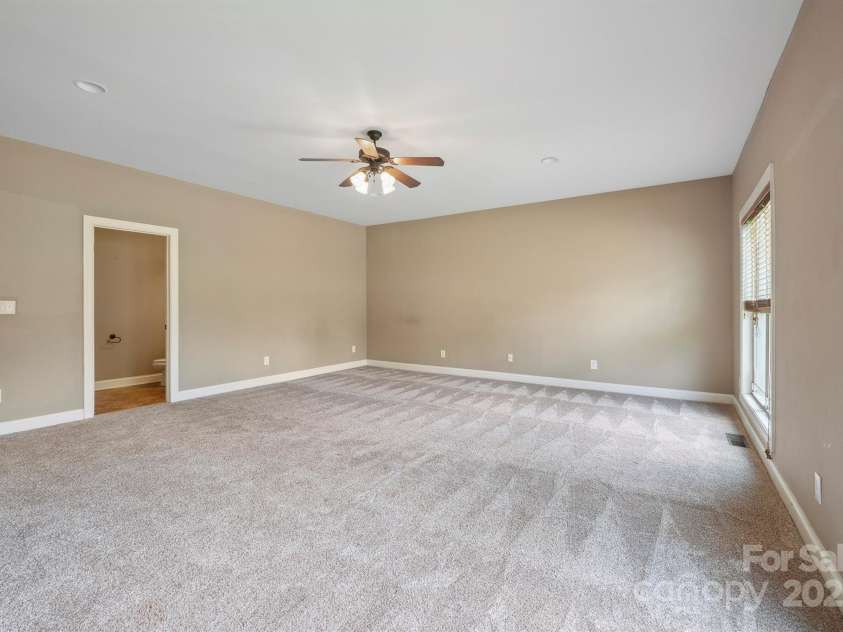 8137 Caliterra Drive, Charlotte, NC 28227.  MLS# CAR4270266, YatesRealty ID 7047. 