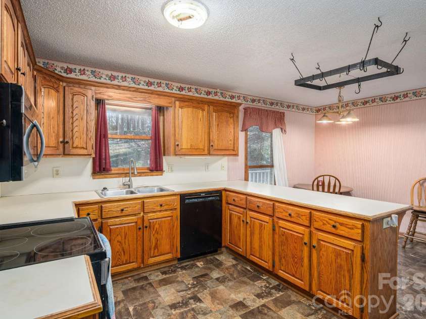 480 Ingleside Farm Road, Iron Station, NC 28080.  MLS# CAR4335004, YatesRealty ID 7048. 