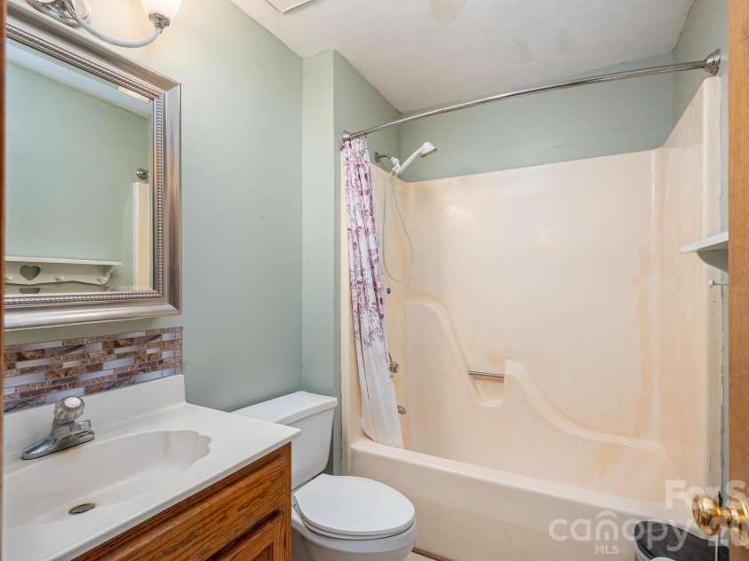 480 Ingleside Farm Road, Iron Station, NC 28080.  MLS# CAR4335004, YatesRealty ID 7048. 