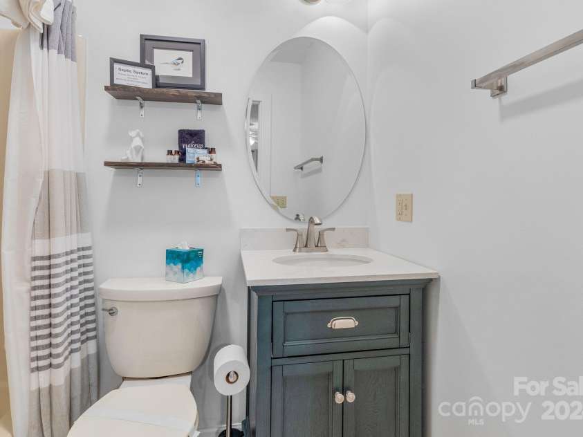 1734 Linville Drive, Marion, NC 28752.  MLS# CAR4162529, YatesRealty ID 7049. 