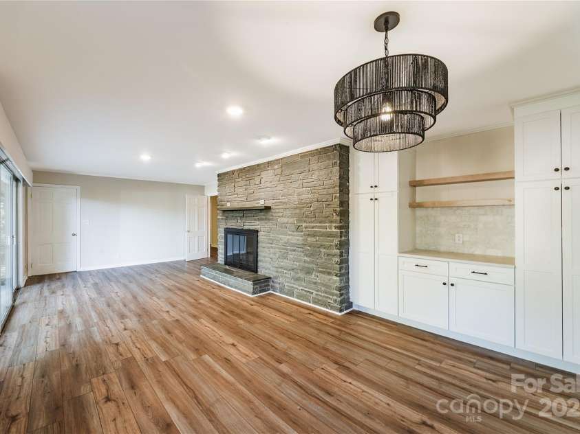 719 Avondale Avenue, Albemarle, NC 28001.  MLS# CAR4316276, YatesRealty ID 705. 