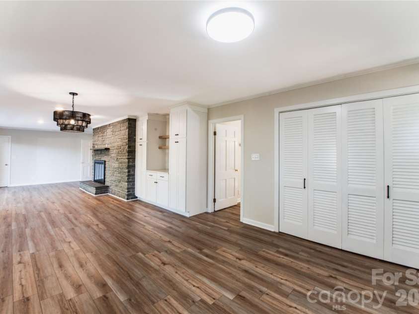 719 Avondale Avenue, Albemarle, NC 28001.  MLS# CAR4316276, YatesRealty ID 705. 