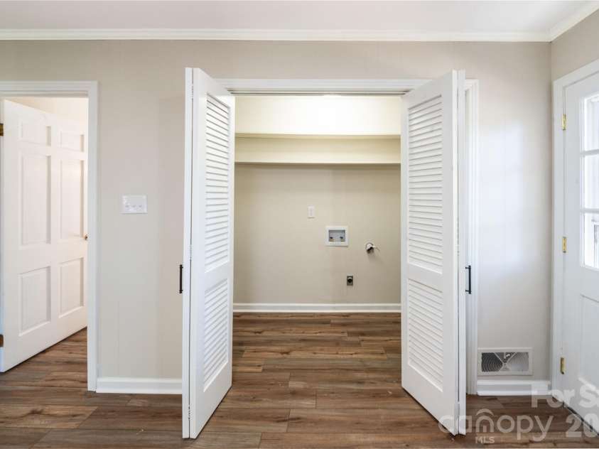 719 Avondale Avenue, Albemarle, NC 28001.  MLS# CAR4316276, YatesRealty ID 705. 