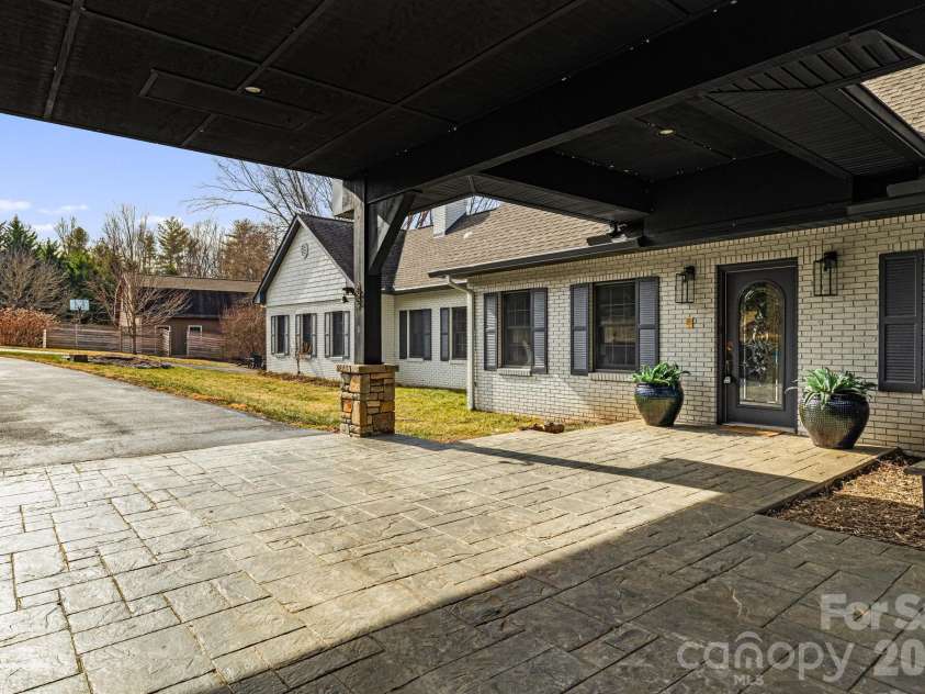 1236 Upper Brush Creek Road, Fairview, NC 28730.  MLS# CAR4336398, YatesRealty ID 7050. 