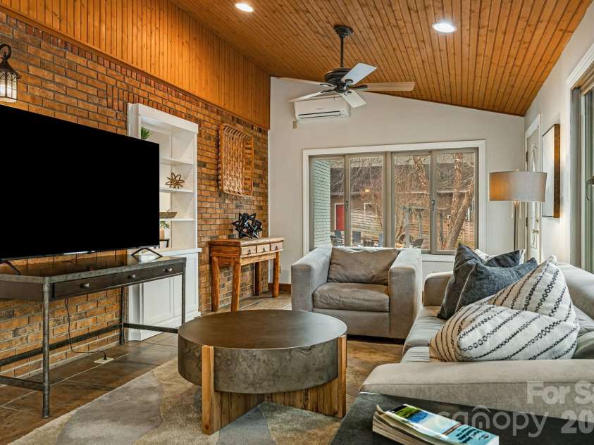 1236 Upper Brush Creek Road, Fairview, NC 28730.  MLS# CAR4336398, YatesRealty ID 7050. 