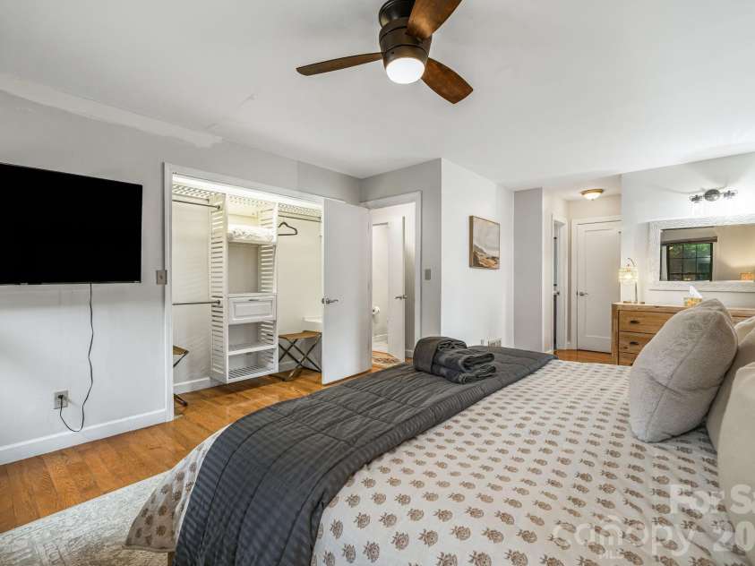 1236 Upper Brush Creek Road, Fairview, NC 28730.  MLS# CAR4336398, YatesRealty ID 7050. 