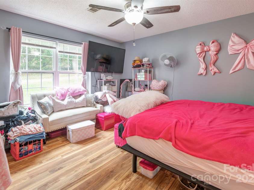 26 Sugar Hill Drive, Weaverville, NC 28787.  MLS# CAR4197963, YatesRealty ID 7050. 