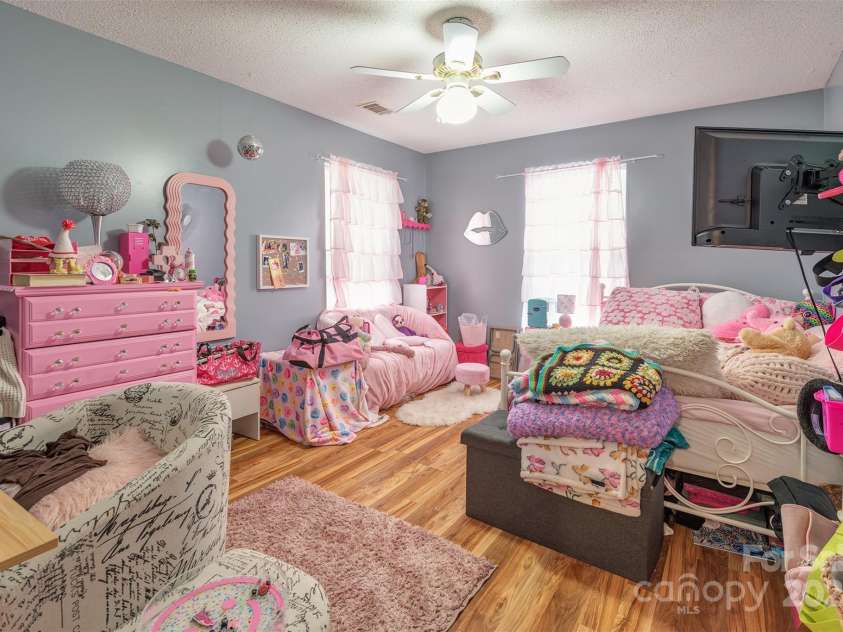 26 Sugar Hill Drive, Weaverville, NC 28787.  MLS# CAR4197963, YatesRealty ID 7050. 