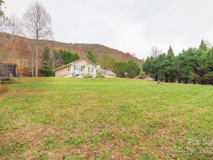 26 Sugar Hill Drive, Weaverville, NC 28787.  MLS# CAR4197963, YatesRealty ID 7050. 