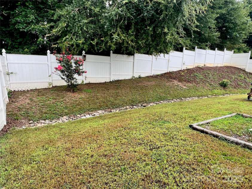 1726 Still River Way, Fort Mill, SC 29708.  MLS# CAR4223067, YatesRealty ID 7051. 